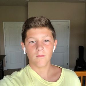 Meet your Posher, Johnny